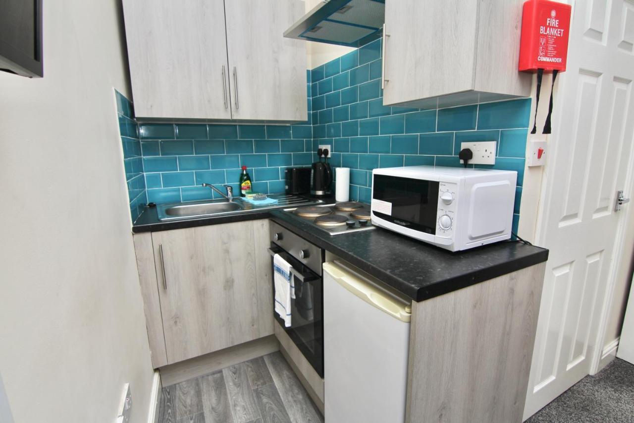 Lovely Twin Bed Studio Near Coventry Shopping Centre ภายนอก รูปภาพ